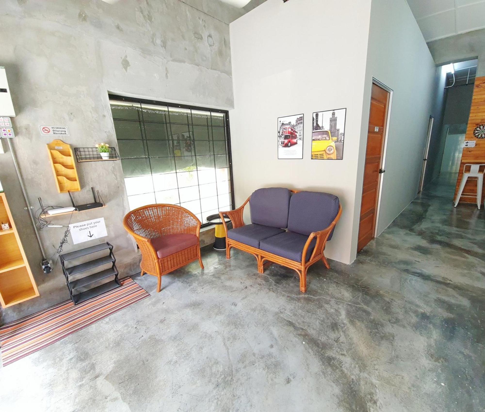 Lot 85 Seremban Town New Cozy Homestay Lobak Roomstay Ngoại thất bức ảnh